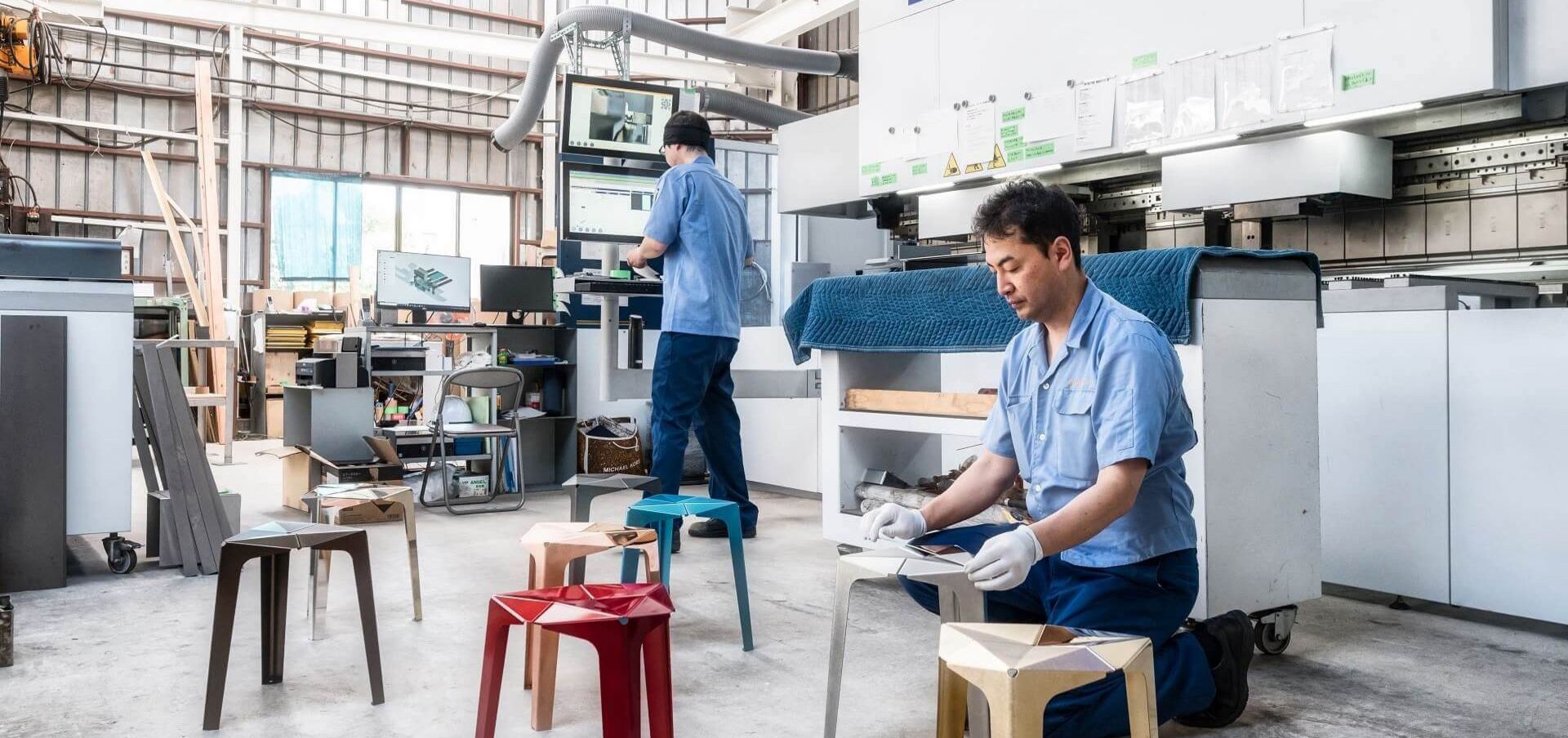 Yoshida_Produktion_Stuehle