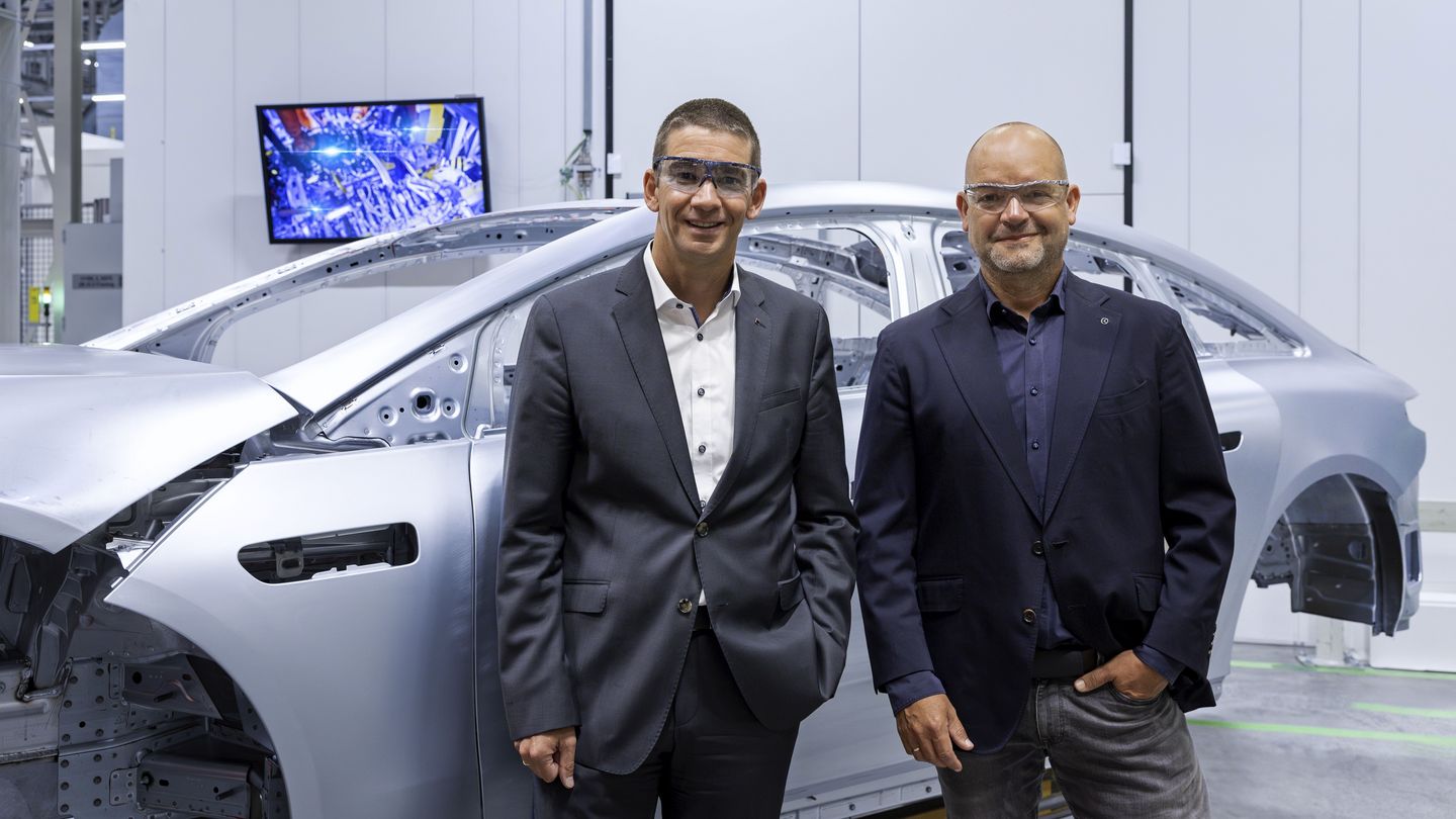 Condition Monitoring: Mercedes-Benz und das Hochtechnologieunternehmen TRUMPF setzen im Zeitalter der Smart Factory auf Echtzeit-Laserwartung  und eine vorausschauende digitale Instandhaltung aller TRUMPF Laser im globalen Produktionsnetzwerk des Autobaue