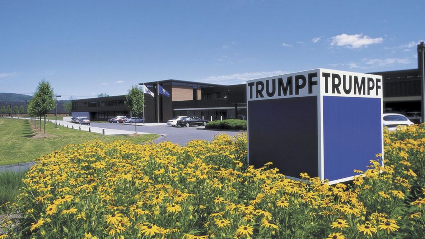Picture showing building of TRUMPF subsidiary in Farmington, US