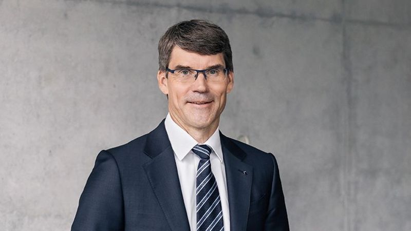 portrait of Dr. rer. pol. Lars Grünert 