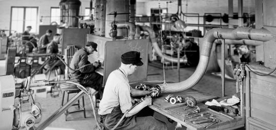 historical picture of the Stuttgart machine shop Julius Geiger GmbH 
