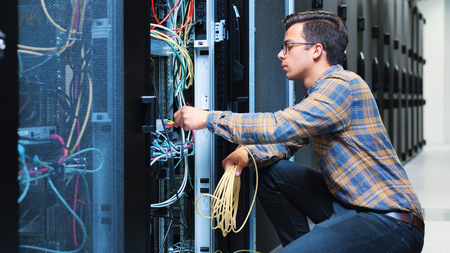 TRUMPF apprentice working in the it-department in Ditzingen