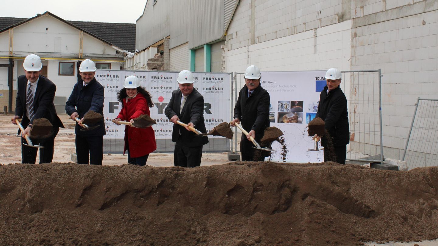 Trumpf: Spatenstich für moderne Produktionshalle
