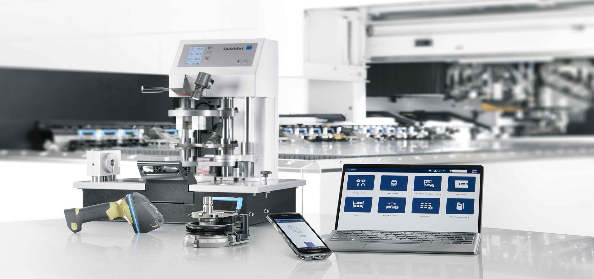 Keyvisual Equipment Manager Punch